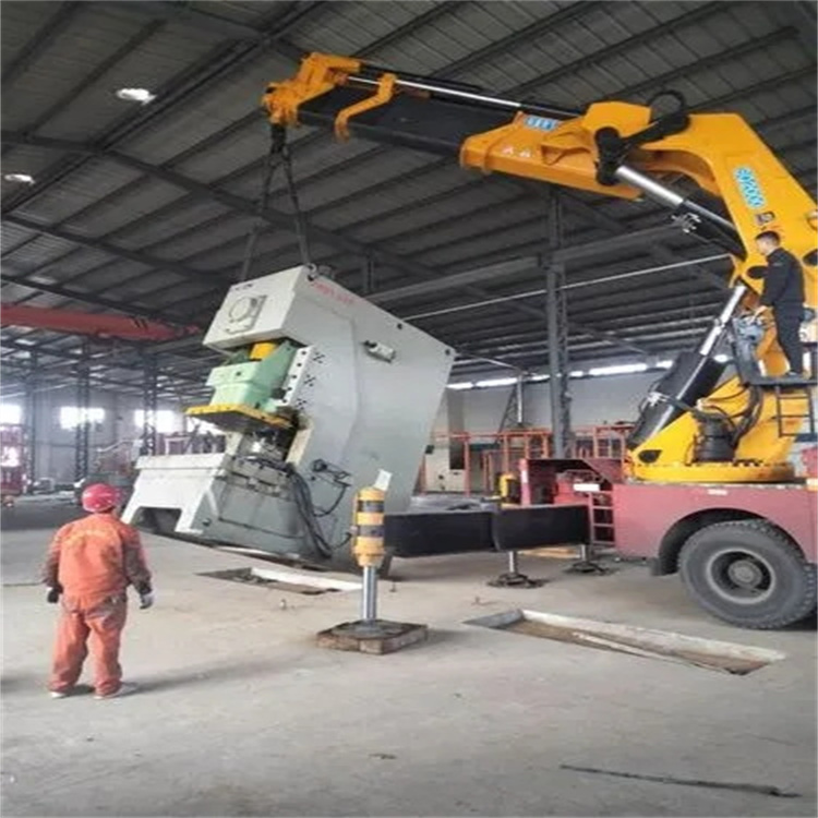 原阳80吨折臂吊车出租附近电话